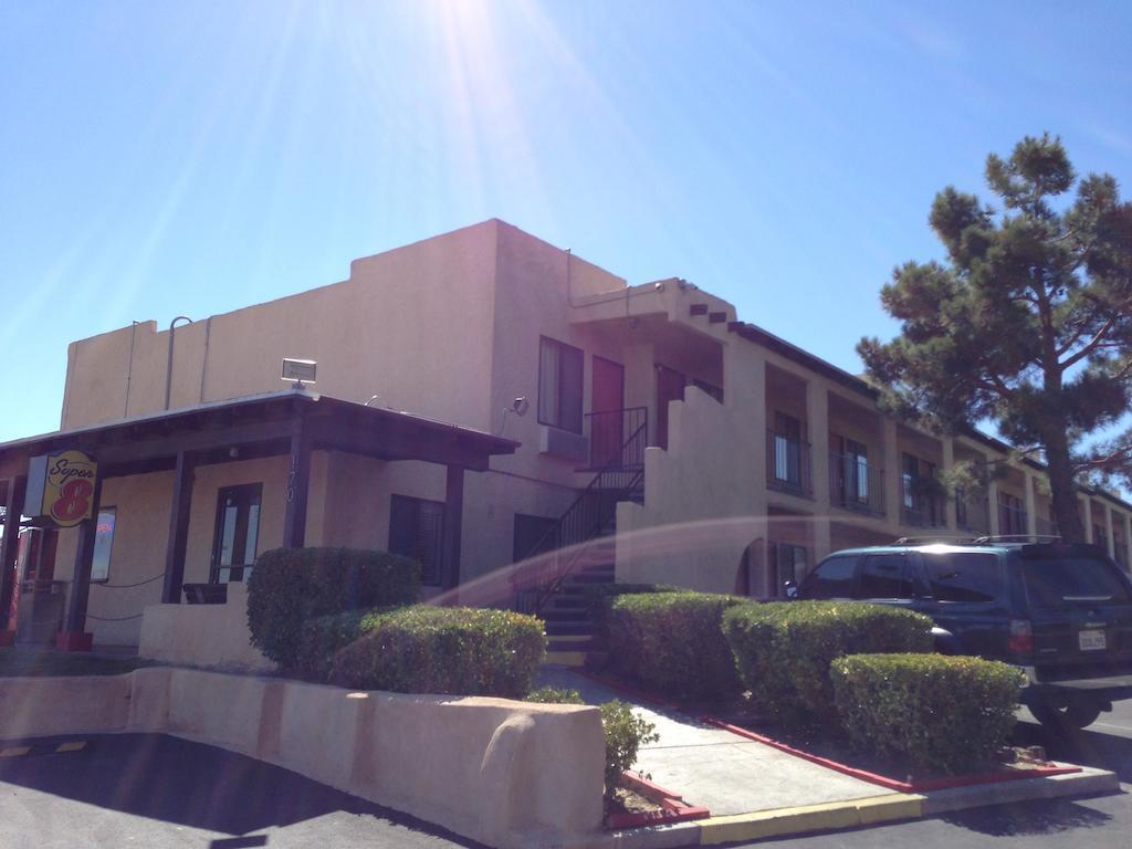 Hotel Super 8 By Wyndham Barstow Exterior foto